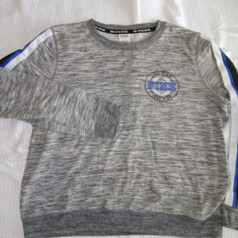Pink Victoria’s Secret sweatshirt sz LG